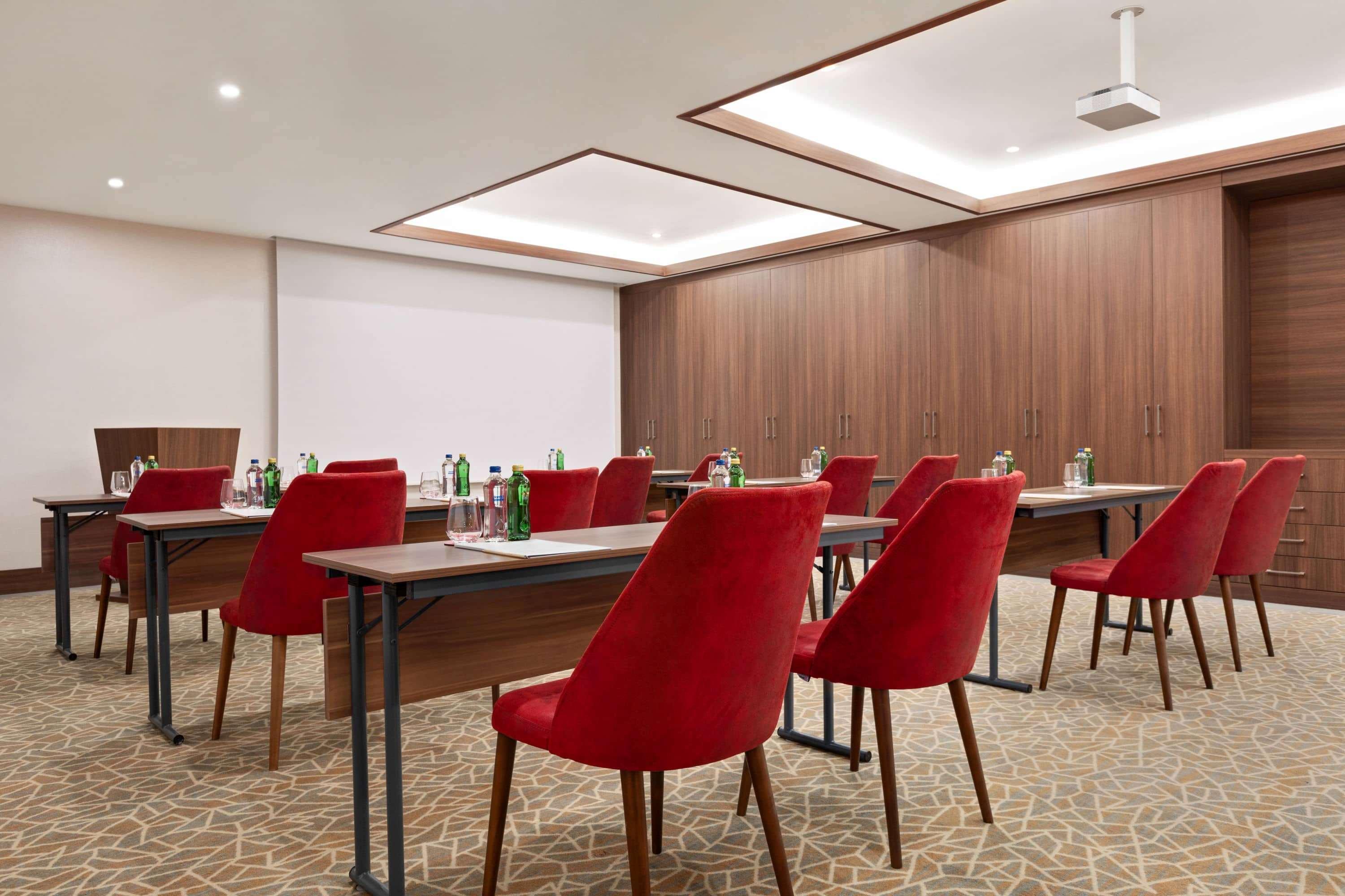 Hotel Ramada By Wyndham Beylikduzu Estambul Exterior foto